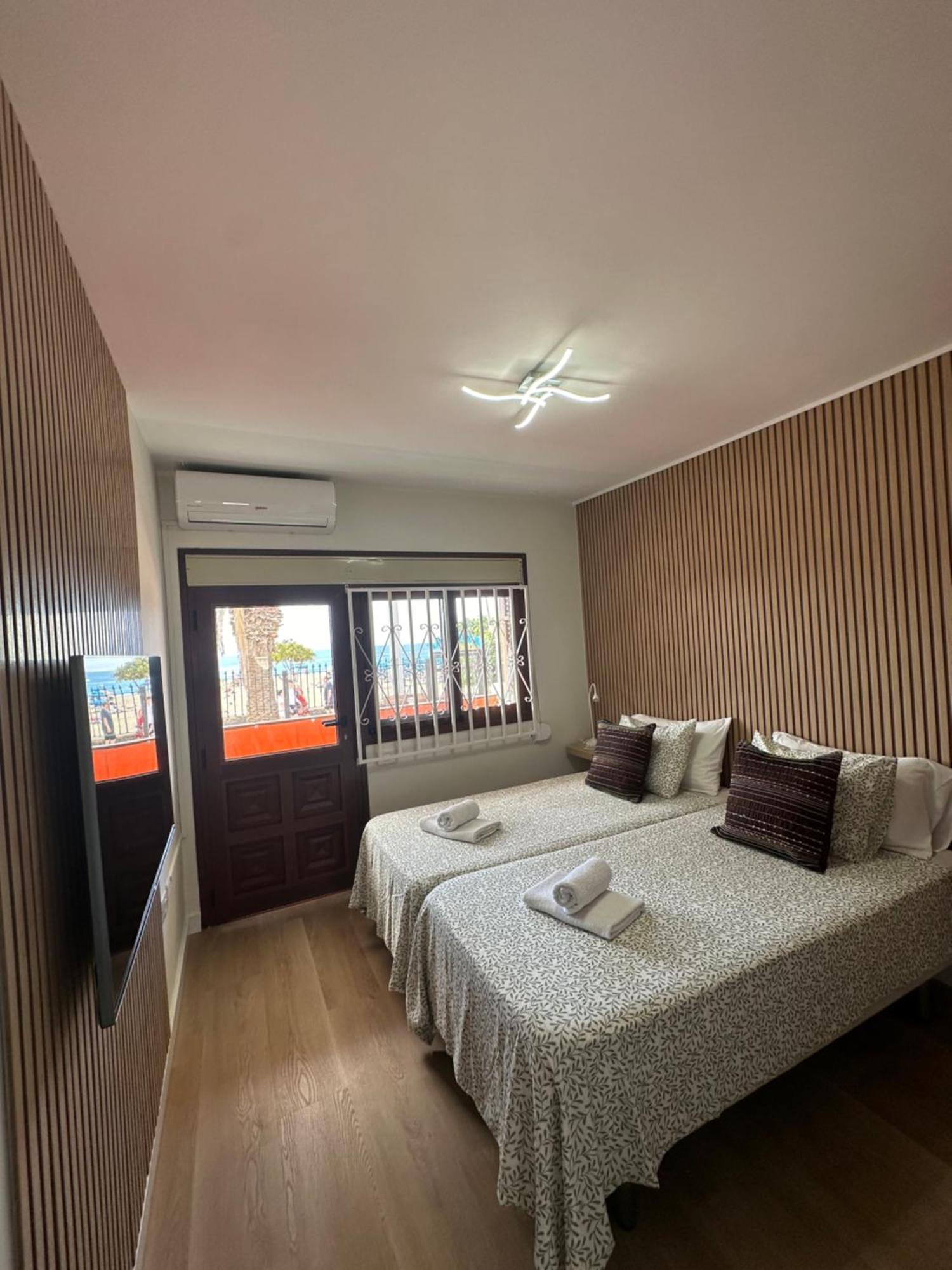 En Playa Las Vistas. Veramar. Free Parking, Pool! 洛斯克里斯蒂亚诺斯 外观 照片